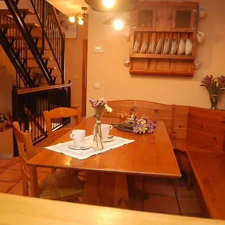 La Torre De Babel * Molinaseca