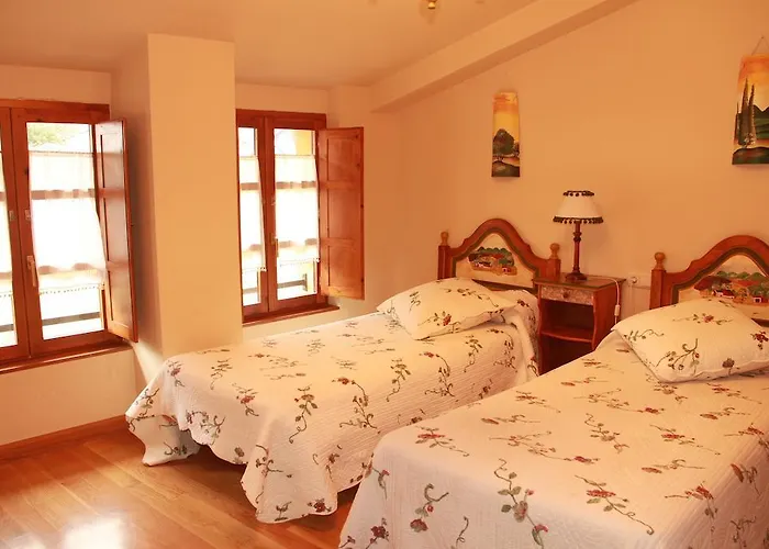 La Torre De Babel Molinaseca